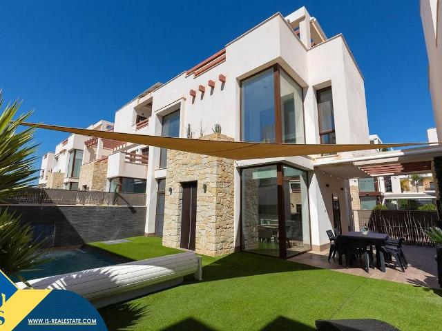 Casa chalet en Venta en Rojales
