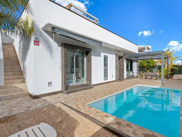 Casa chalet en Venta en Rojales