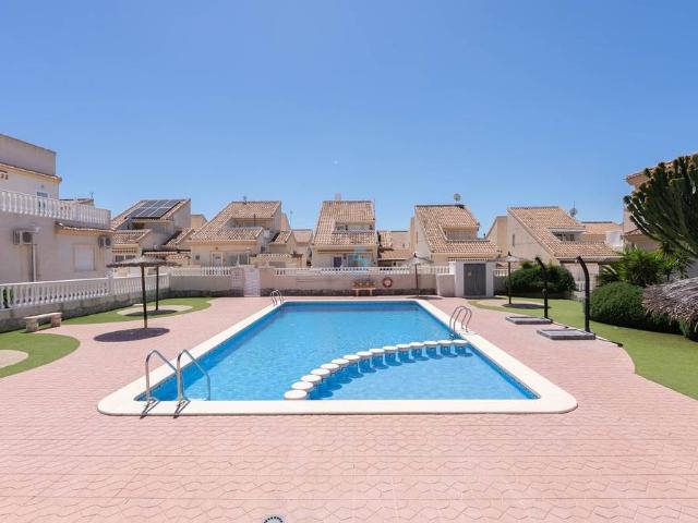 Casa chalet en Venta en Rojales