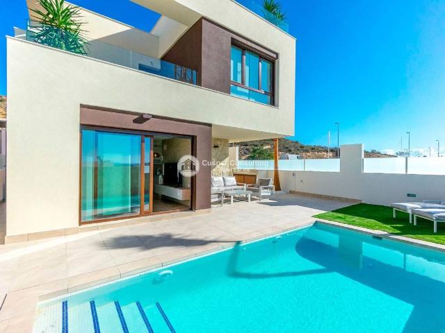 Casa chalet en Venta en Rojales