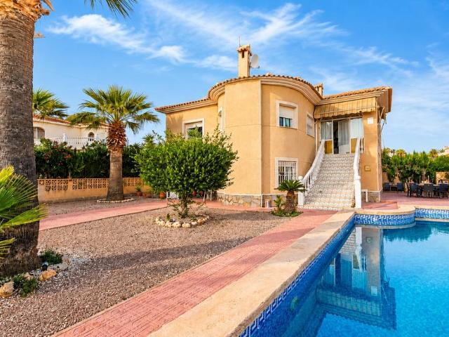 Casa chalet en Venta en Rojales