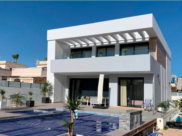 Casa chalet en Venta en Rojales