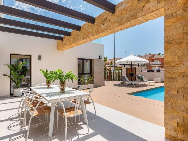 Casa chalet en Venta en Rojales