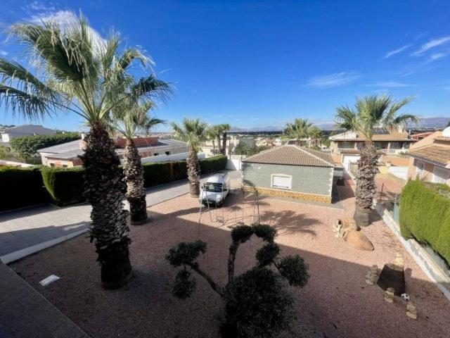 Casa chalet en Venta en Rojales
