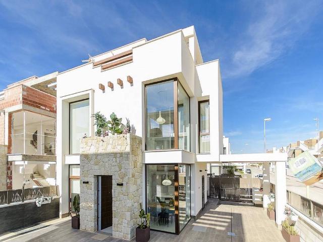 Casa chalet en Venta en Rojales