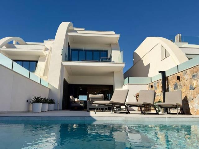 Casa chalet en Venta en Rojales