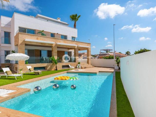 Casa chalet en Venta en Centro de la Ciudad Quesada