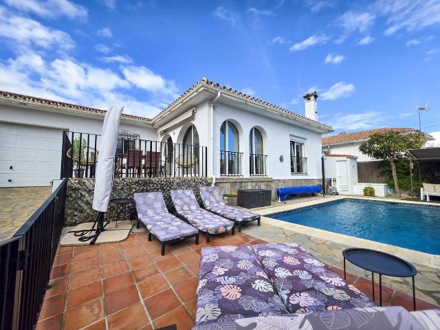 Casa chalet en Venta en Rojales
