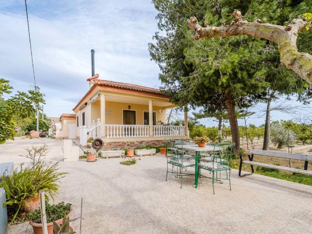 Casa chalet en Venta en Rojales