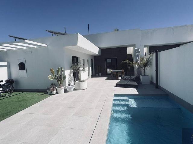 Casa chalet en Venta en Roldán