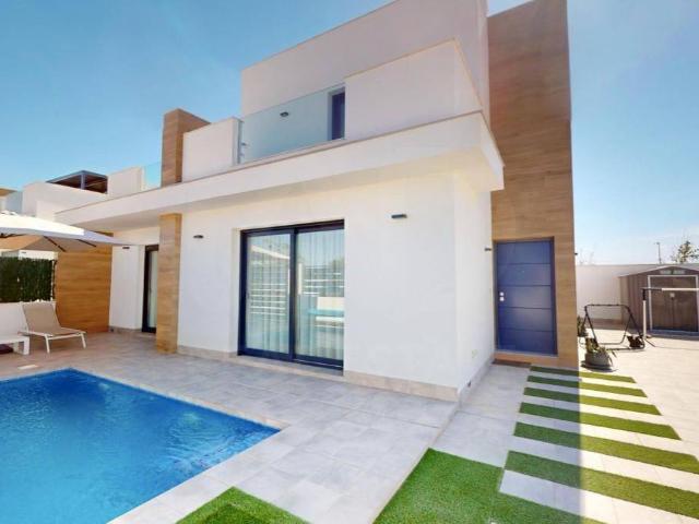 Casa chalet en Venta en Roldán