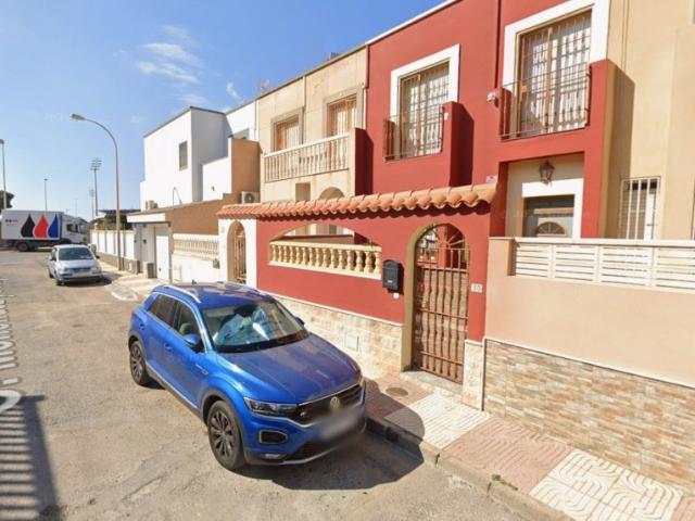 Casa Chalet en Venta en Roquetas De Mar Almería