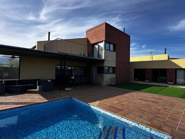 Casa chalet en Venta en Roquetes