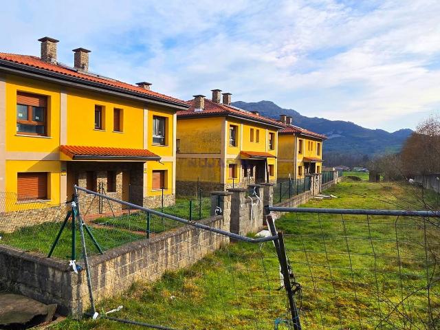 Casa chalet en Venta en Ruesga