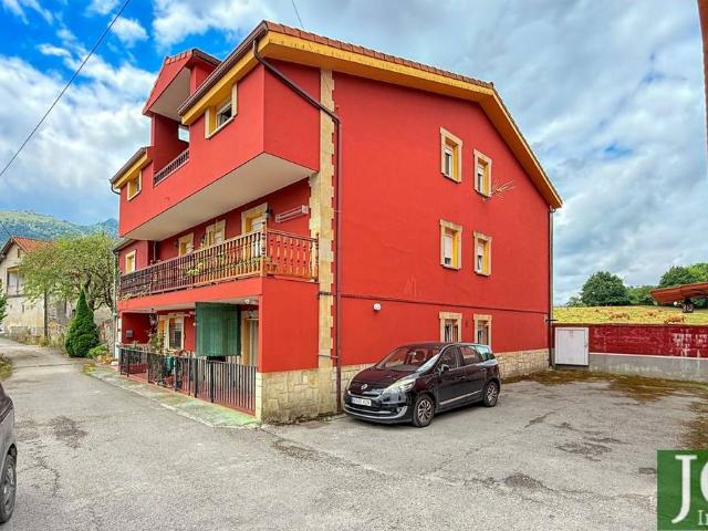 Casa chalet en Venta en Ruesga