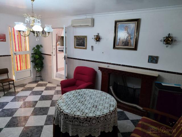 Casa chalet en Venta en Rute