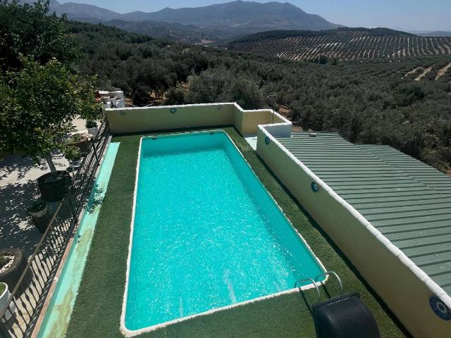 Casa chalet en Venta en Rute