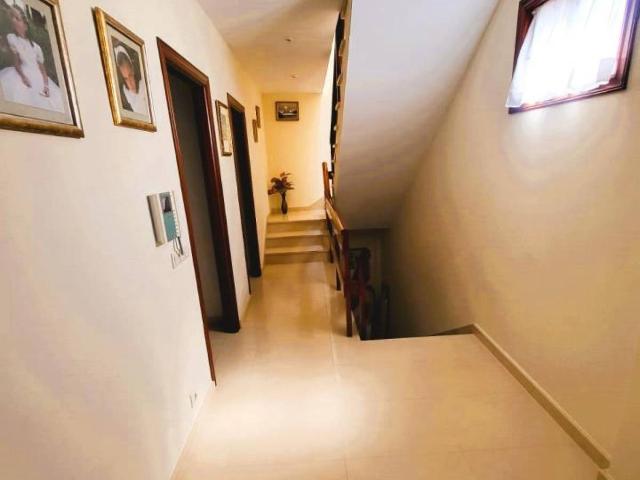 Casa chalet en Venta en Santa Uxía de Ribeira