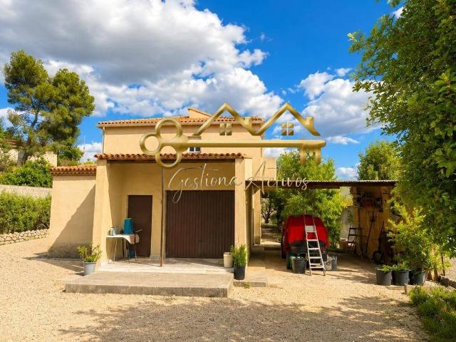 Casa chalet en Venta en Santa Ana