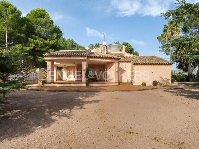 Casa chalet en Venta en Santa Ana