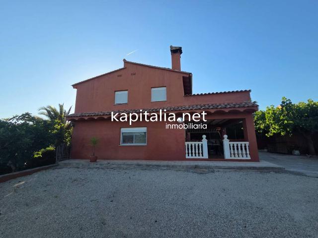Casa chalet en Venta en Santa Ana