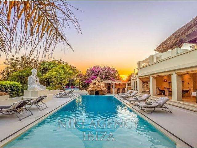 Casa Chalet en Venta en Santa Eularia Des Riu Baleares