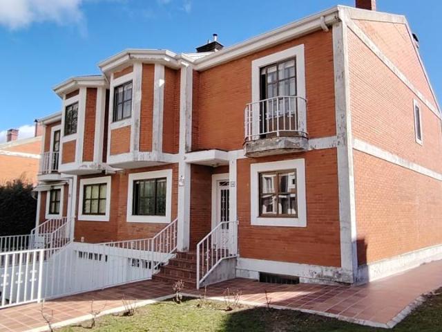 Casa chalet en Venta en Santa Marta de Tormes