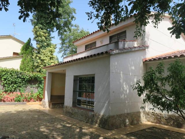 Casa chalet en Venta en Santa Maria de Palautordera
