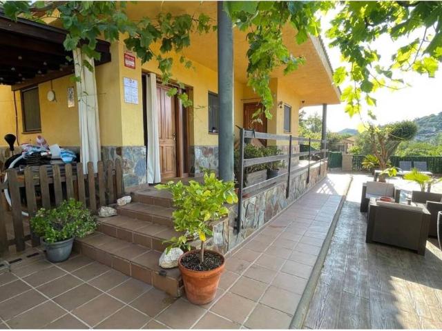 Casa chalet en Venta en Santa Maria de Palautordera