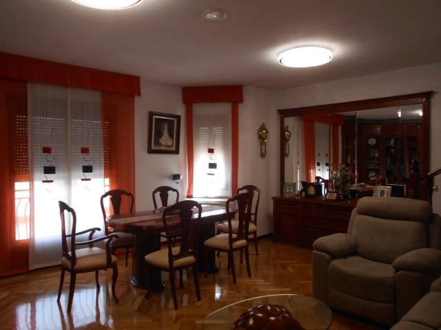 Casa chalet en Venta en Santa María Pio XII