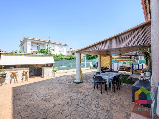 Casa chalet en Venta en Santa Olalla