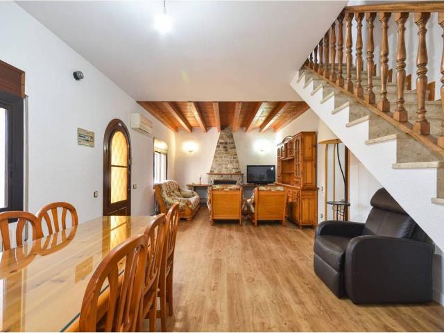 Casa chalet en Venta en Santa Perpètua de Mogoda