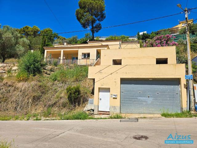 Casa chalet en Venta en Santa Susanna
