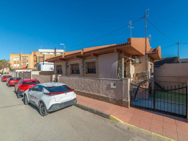 Casa chalet en Venta en Santiago de la Ribera