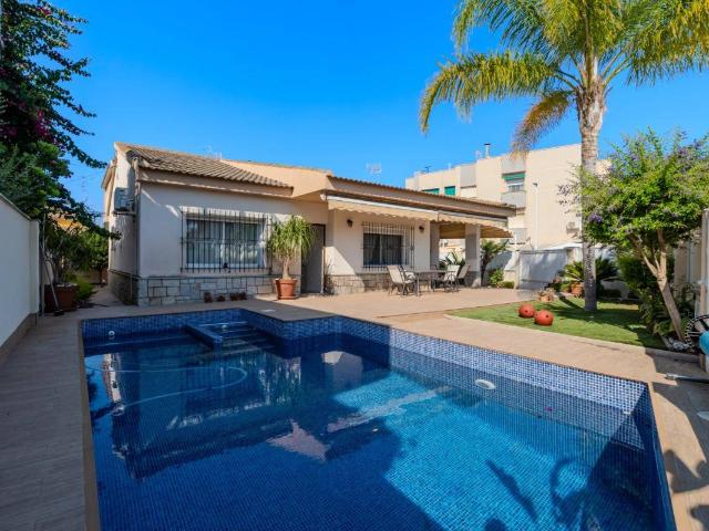 Casa chalet en Venta en Santiago de la Ribera