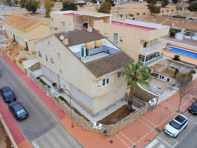Casa chalet en Venta en Santiago de la Ribera