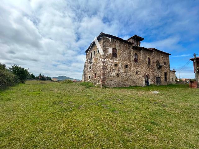 Casa chalet en Venta en Santillana del Mar