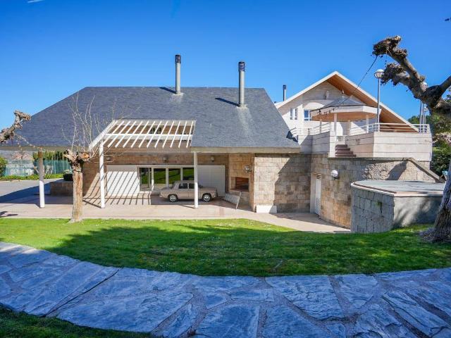Casa chalet en Venta en Santo Domingo