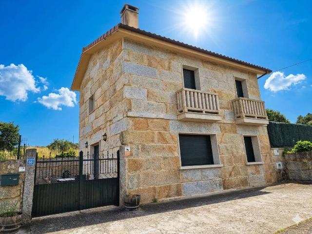 Casa chalet en Venta en San Cibrao das Viñas