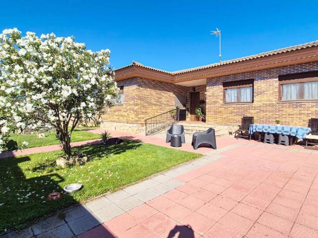 Casa chalet en Venta en San Cristóbal de la Cuesta