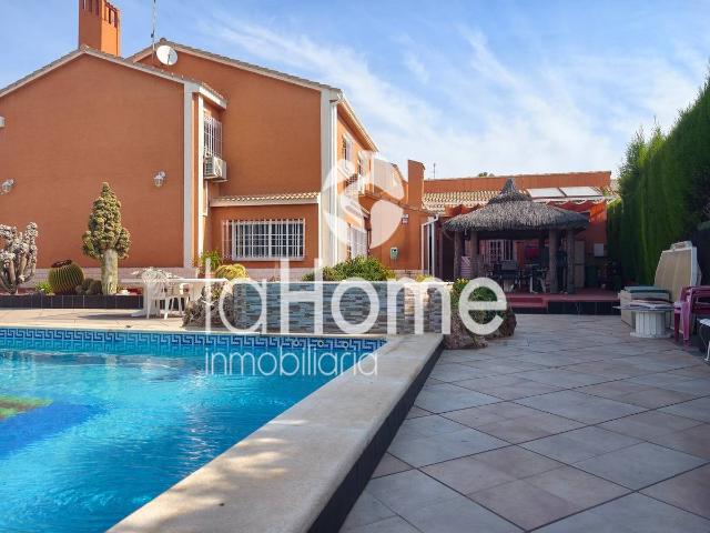 Casa chalet en Venta en San Antonio de Benagéber