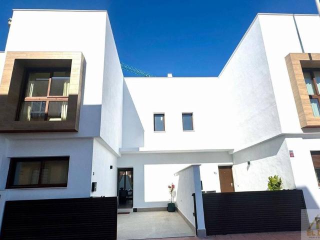Casa chalet en Venta en San Javier ciudad