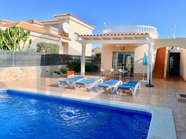 Casa chalet en Venta en San Juan de los Terreros
