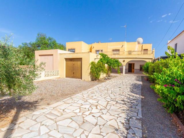 Casa chalet en Venta en San Juan de los Terreros