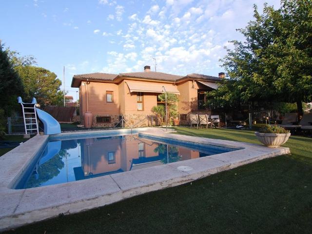 Casa chalet en Venta en San Martín de la Vega