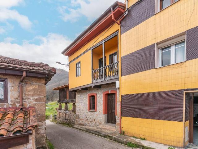 Casa chalet en Venta en San Martín del Rey Aurelio