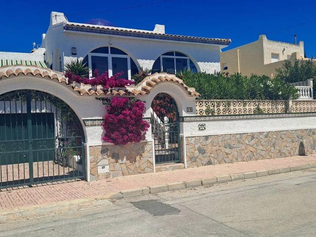 Casa chalet en Venta en San Miguel de Salinas