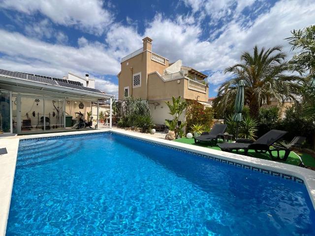 Casa chalet en Venta en San Miguel de Salinas