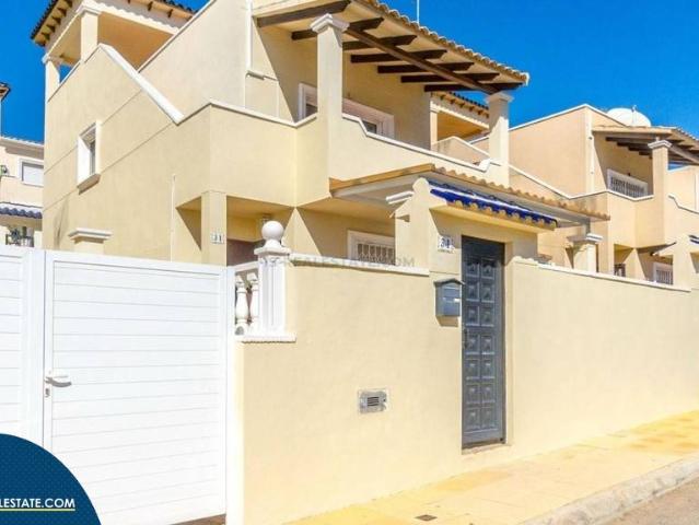 Casa chalet en Venta en San Miguel de Salinas