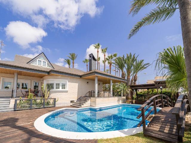 Casa chalet en Venta en San Pedro del Pinatar ciudad